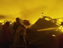 Kebakaran di Kawasan Pasar Pagi Pemalang Belum Teratasi