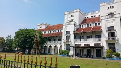 Hiasan Natal Terpasang, Kota Tegal Bersiap Gelar Perayaan 27 Desember