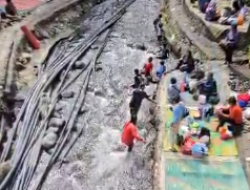 Hati-hati, Hindari Lima Jenis Wisata Alam Saat Cuaca Buruk