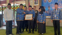 Baznas Salurkan Bantuan Beasiswa Hingga Z-Mart di HUT ke-54 Korpri