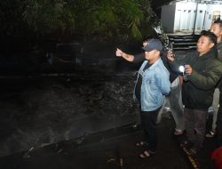 Banjir Bandang, Jalur Transportasi Wisata Guci Tak Terganggu