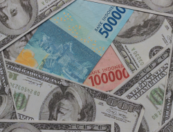Rupiah Melemah Pagi Ini, Dolar AS Masih Menguat