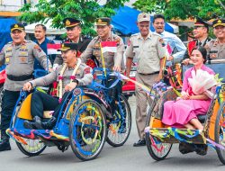 Diarak Becak Hias, Mengantar Tugas Baru