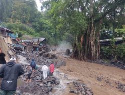 Warga Sebut Banjir di Guci Terjadi Dalam Dua Gelombang