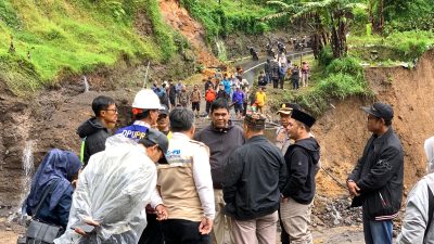 Banjir Bandang Kembali Terjang Wisata Guci, Pancuran 13 dan 5 Tutup Sementara
