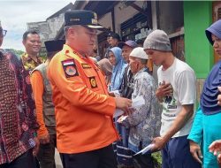 Pemkab Tegal dan Baznas Bantu 24 Warga Kajen Lebaksiu Terdampak Tanah Bergerak