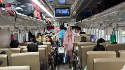 Stasiun Pekalongan Catat Peningkatan Penumpang Kereta Api 2025