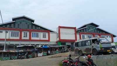 Jelang Ramadan, Harga Daging Ayam dan Sapi di Pasar Seng Bumiayu Masih Stabil