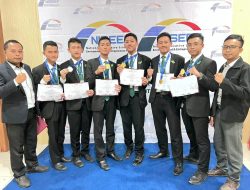 Kompetisi Dengan 628 Tim Sembilan Negara, Santri Tazakka Raih Emas Ajang AISEEF 2026  