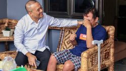 Momen Haru Saat Gubernur Ahmad Luthfi Temui Korban Tanah Amblas di Ungaran