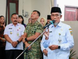 Sekda Jateng Sampaikan Belasungkawa pada Pemakaman Mertua Ahmad Luthfi