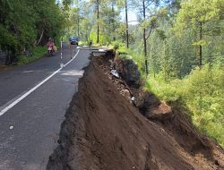 Jalur Sirampog–Bumijawa Longsor, Kendaraan Melintas Bergantian