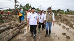 Tanggul Sungai Tuntang Jebol, Wagub Jateng Turun Tangan Kerahkan 9 Alat Berat