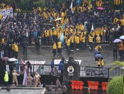 Aksi Aliansi Mahasiswa Tegal Raya Dikawal Ketat dan Humanis