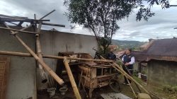 Hujan Deras dan Angin Kencang Terjang Bojong, Puluhan Rumah dan Tempat Ibadah Rusak