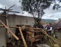 Hujan Deras dan Angin Kencang Terjang Bojong, Puluhan Rumah dan Tempat Ibadah Rusak