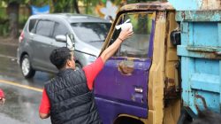 3 Ribu Takjil Dibagikan, Kader PDI Perjuangan Tegal Disebar di Empat Titik Wilayah Kota Slawi