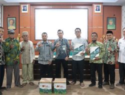 PKU Muhammadiyah Tegal Salurkan 450 Paket ‘Yatim Hebat’ dan Kado Ramadan
