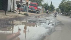 Hujan Merusak Jalan II Tegal-Slawi, Butuh Perbaikan Sebelum Lebaran 