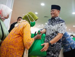 8.000 Paket Sembako Lebaran Dibagikan Pemprov dan Baznas Jateng