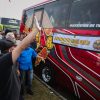 Ahmad Luthfi Guyon Lihat Bus Manchester United di Mudik Gratis Jateng: Ini Mau Mudik ke Inggris?