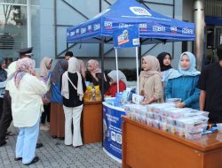 BRI BO Bumiayu Gelar Tebus Sembako Murah dan Berbagi Takjil Ramadan, Warga Antusias