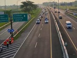 One Way Tol Diberlakukan, Kendaraan Dialihkan ke Jalur Pantura Brebes