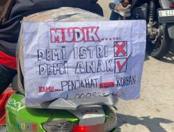 Fenomena Tulisan Lucu dan Nyeleneh Pemudik Motor Warnai Arus Mudik Lebaran 2026 di Brebes