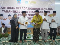 103 Kepala Keluarga di Desa Padasari Resmi Terima Kunci Huntara Tahap I