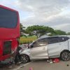 Calya Tabrak Bus Agra Mas di Tol KM 290 B Pejagan-Pemalang, Tiga Orang Meninggal Dunia di Lokasi