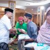 Gubernur Jateng Bagikan 4 Ton Zakat ke 2.000 Mustahik di Malam Takbiran