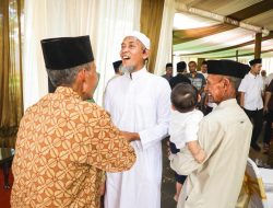 Sekda Jateng Open House di Rumah Dinas, Warga Antusias