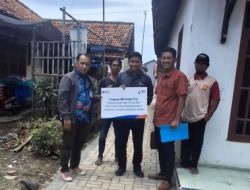 BRI Peduli Bantu Pavingisasi di Desa Rengaspendawa Larangan