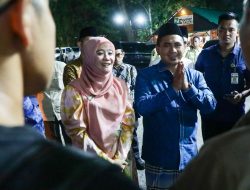 Aksi Mahasiswa UNS Hadang Wagub Jateng Berakhir Damai di Meja Diskusi