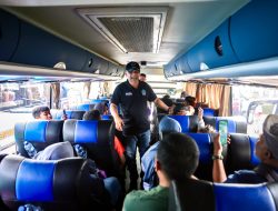 Sebungkus Bakso untuk Gubernur, Kisah Perantau Karanganyar