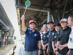 Mudik Gratis Naik Kereta Dilepas Ahmad Luthfi, 648 Warga Pulang