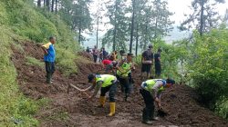 Hujan Lebat Terjang Bojong, Rumah Warga dan Jalan Terdampak Longsor