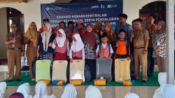 BI Tegal Gelar Edukasi Kebanksentralan dan Salurkan Bantuan Peralatan Sekolah Bagi Siswa Terdampak Bencana di Padasari