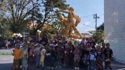 Semarak Hari Kartini, Siswa TK-PAUD Gita Smart Kabunan Arak-arakan Keliling Slawi