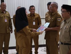 37 ASN di Pemkab Brebes Purna Tugas, Bupati Paramitha Serahkan SK Pensiun