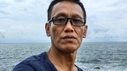 Perlintasan Kereta dan Ujian yang Tak Kunjung Usai