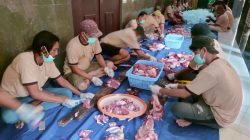 Tanpa Kupon, Masjid Agung Tegal Bagikan 2.500 Paket Kurban