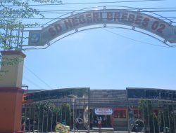 Dikeluhkan Iuran Kenang Kenangan Rp 350 Ribu Untuk Beli Laptop di Brebes