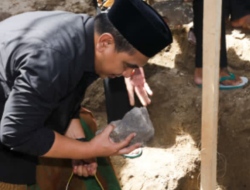 Wagub Jateng Letakkan Batu Pertama Masjid Terbakar