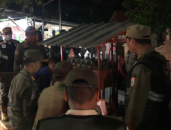 Nekat Jualan di Trotoar, PKL Jln Ahmad Yani Ditertibkan 