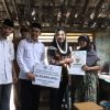 Bupati Paramitha Blusukan Serahkan Bantuan RTLH
