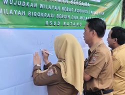 Wujudkan Zona Integritas, Jajaran Pegawai RSUD Batang Tandatangani Komitmen Bersama