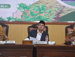 Bankeu Rp 15,8 Miliar Disalurkan ke Desa, Bupati Faiz Tegaskan Tidak Ada Potongan
