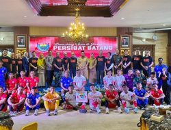 Lakukan Perombakan Manajemen, Bupati Faiz Minta Persibat Promosi ke Liga 3