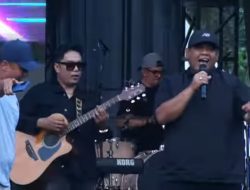 Aksi Panggung Bupati dan Wabup Tegal Tutup Slawi Ageng 2026 Meriah